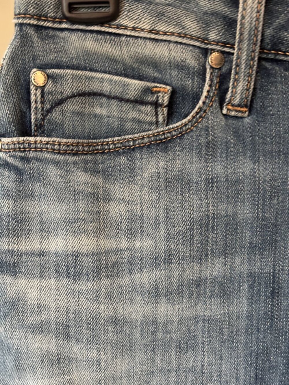 Fidelity Denim Fritz Skirt Distressed Medium Wash Mini 27/4 - Picture 2 of 7